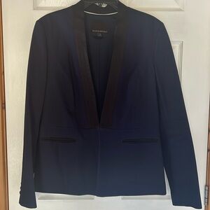 BANANA REPUBLIC blazer size 10 Ribbon neckline, covered buttons at sleeves